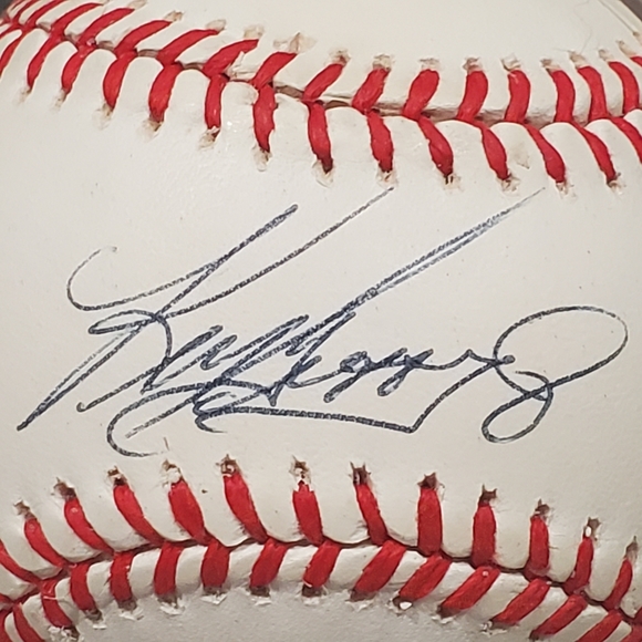 Ken Griffey Jr Autographed Signed Baseball w/ Case Display Stand COA Score Board - Picture 2 of 7